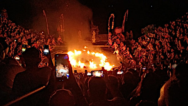 Kecak Dance 600