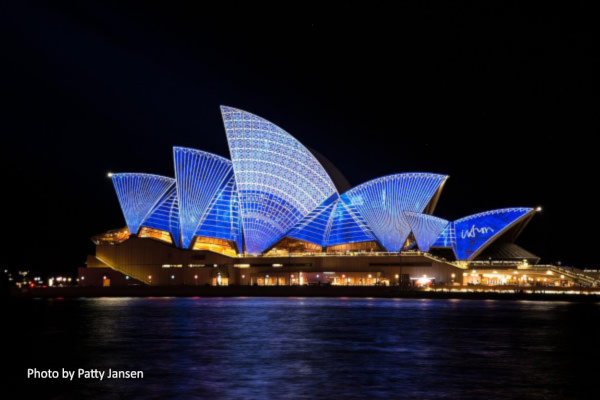 Opera House Blue 600